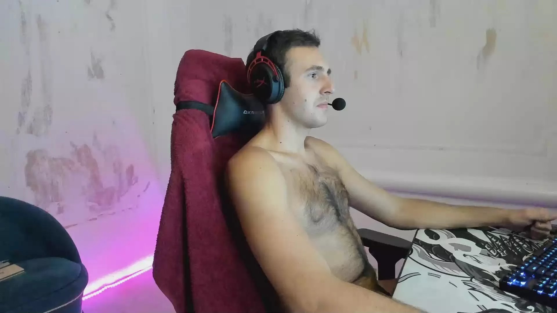 Nikita_petrov on Cam4 