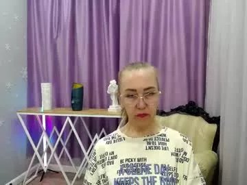 queen_a_n_i on Chaturbate 