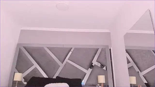 NikkySmiith on StripChat 